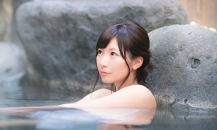 日本泡溫泉_胸部下垂_謝禎祥醫師